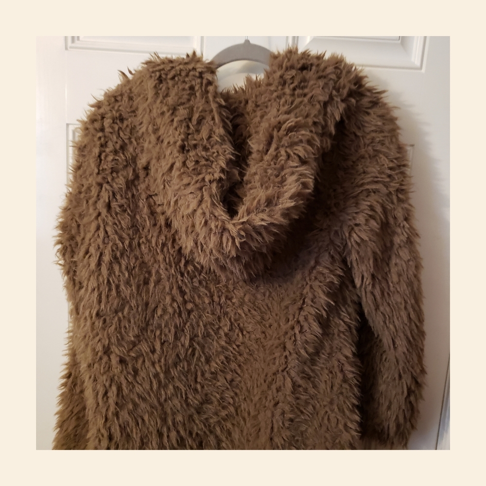 Teddy Coat - Picture 2 of 10